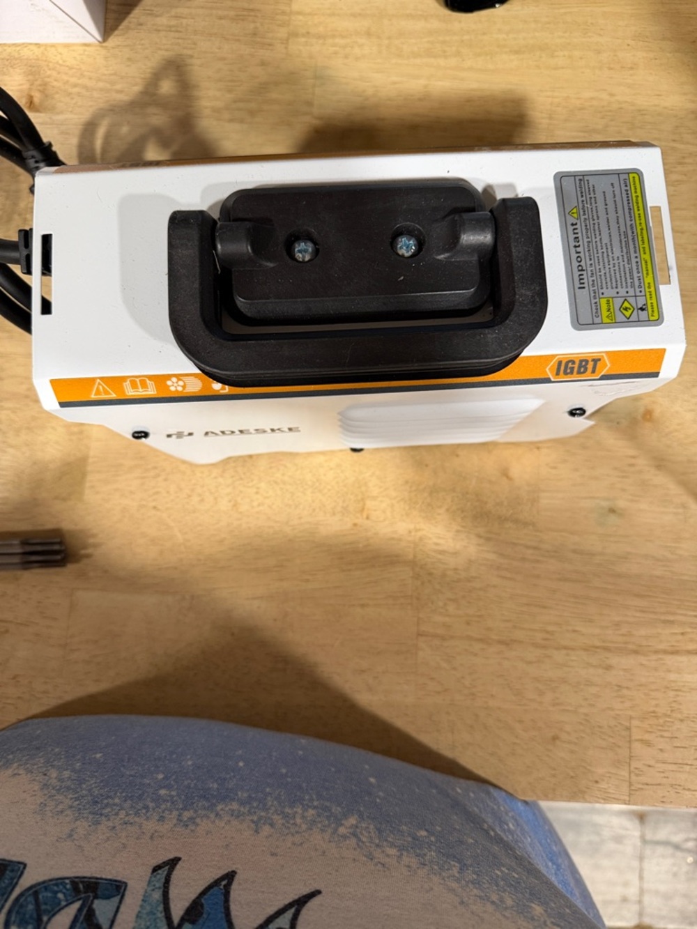 ADESKE White and Orange IGBT Device welder - Picture 2 of 7